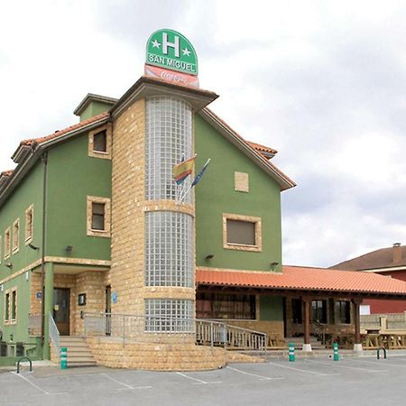 San Miguel De La Barreda Hotel Pola de Siero Exterior photo